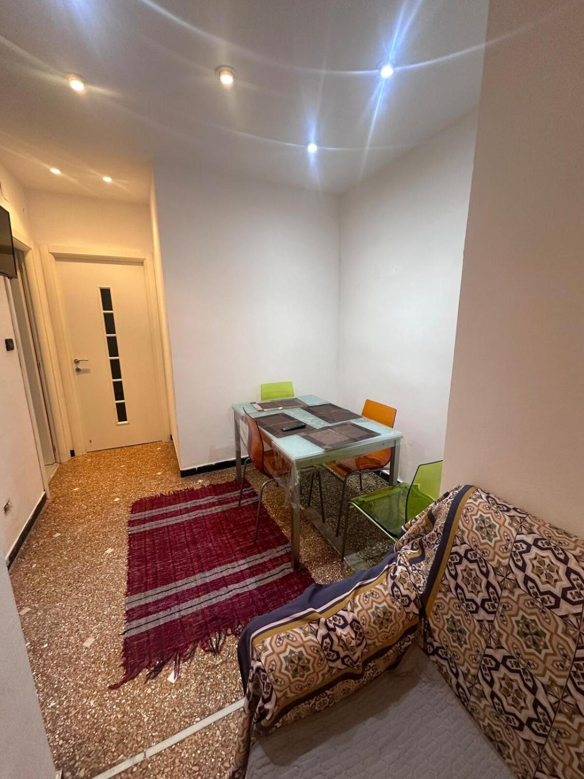 3bed Apartment, Centrum Genua